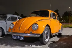 002W