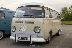 009W